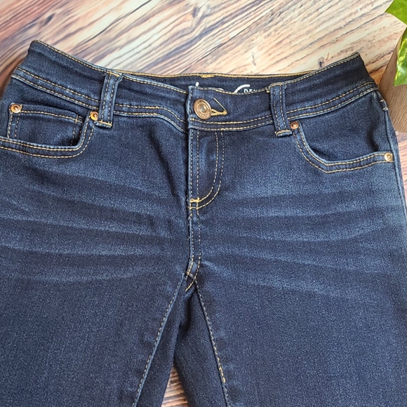 INC SKINNY LEG PETITE MADDISON - Picture 2 of 8